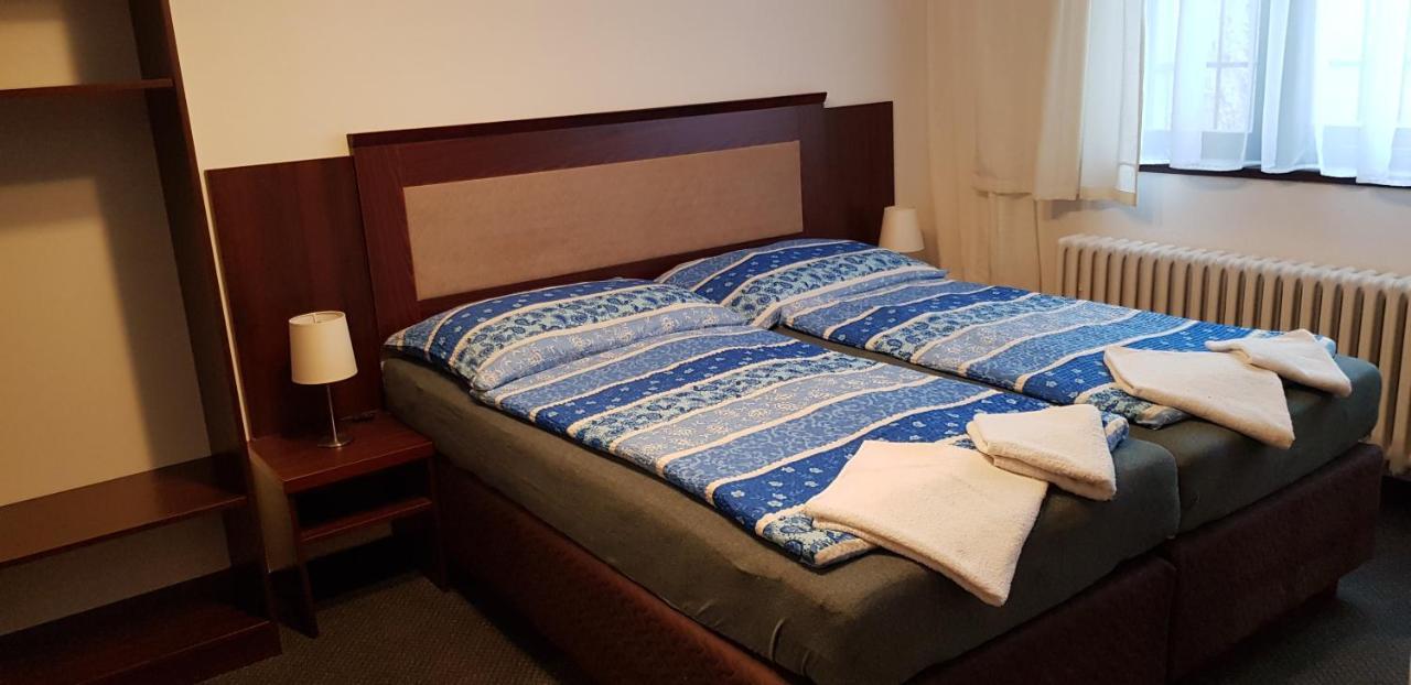 Pensão Pension & Restaurace Na Rychte 3*